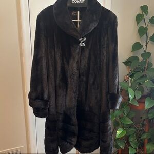 Luxurious Black Mink fur coat